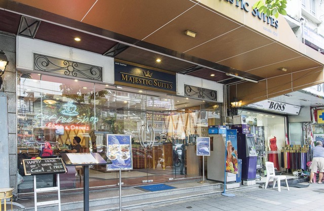 Majestic Suites Hotel