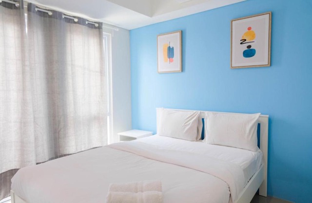 Minimalist and Convenient 1BR Bintaro Plaza Apartment By Travelio