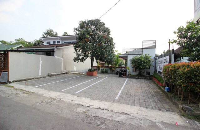 Reddoorz Jalan Damai 