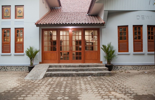 Reddoorz Maranatha University 
