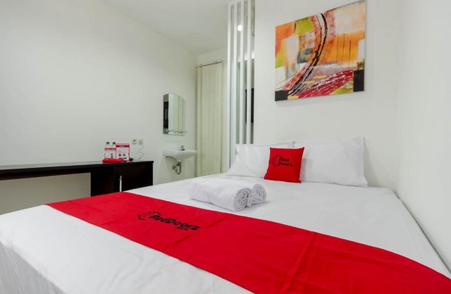 Reddoorz Pasar Baru 