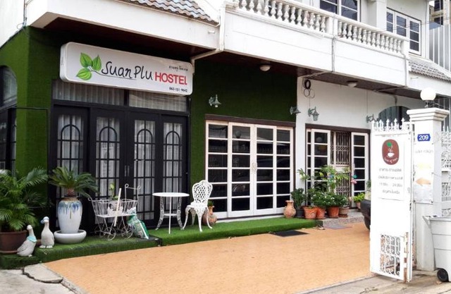 Suanplu Hostel