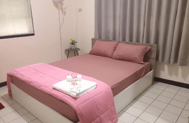 Suanplu Hostel