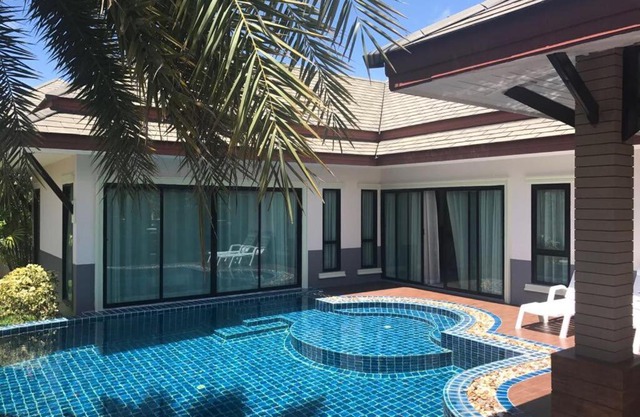 Villa By "Baan Dusit Pattaya Lake"