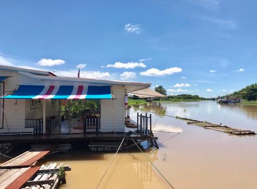 Uthai Thani Hostel | อยู่แพ PaeStay อุทัยธานี