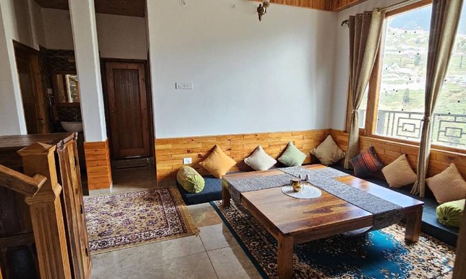 Kumharsain Apartment | 100 m² Apartment ∙ 5 bedrooms ∙ 10 guests
