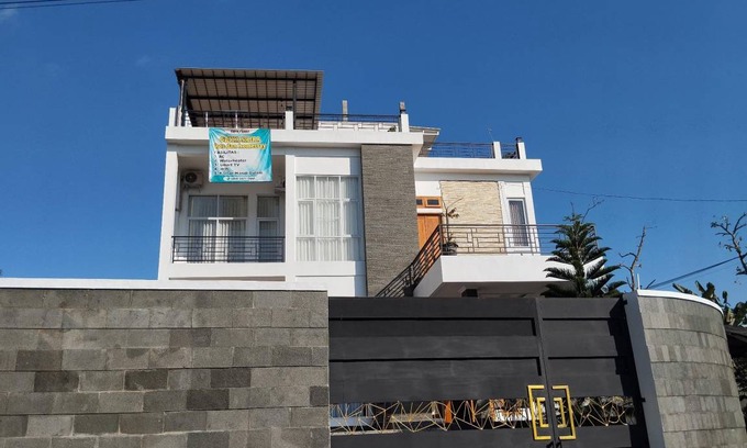 Ngaglik Hotel | 100 m² Hotel ∙ 2 bedrooms ∙ 6 guests