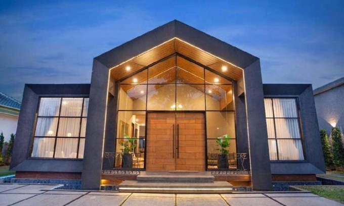 Cisarua Villa | 1000 m² Villa ∙ 4 bedrooms ∙ 20 guests