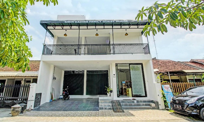 Tulungagung Hotel | 12 m² Hotel ∙ 2 guests