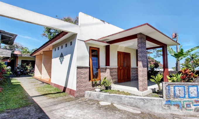 Pakem Hotel | 12 m² Hotel ∙ 2 guests