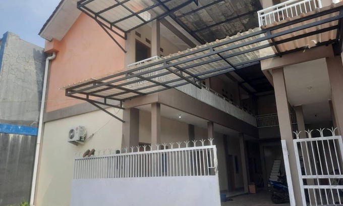 Cirebon Hotel | 12 m² Hotel ∙ 2 guests