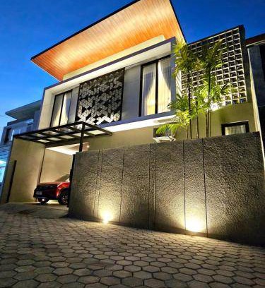Depok House | 120 m² House ∙ 3 bedrooms ∙ 8 guests