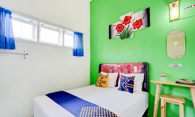 Malang Hotel | 13 m² Hotel ∙ 4 guests