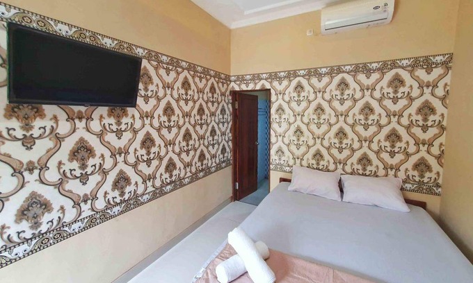 Surakarta Bed & Breakfast | 14 m² Bed and breakfast ∙ 2 guests