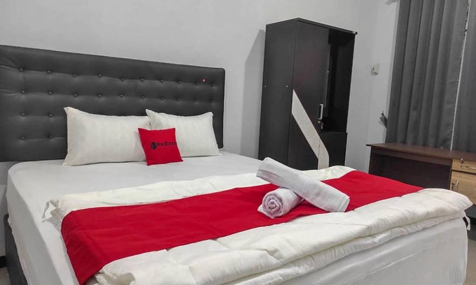 Purwokerto Hotel | 14 m² Hotel ∙ 2 guests