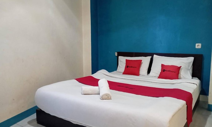 Purwokerto Hotel | 14 m² Hotel ∙ 2 guests