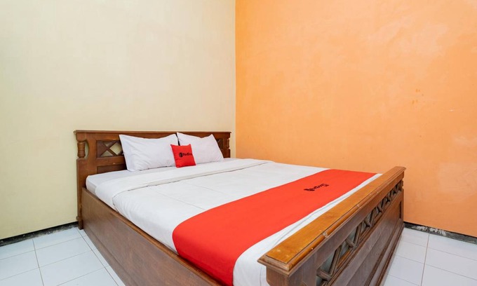 Tuban Sub-District Hotel | 14 m² Hotel ∙ 2 guests
