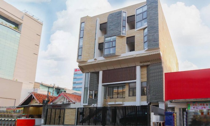 Tomang Hotel | 14 m² Hotel ∙ 2 guests