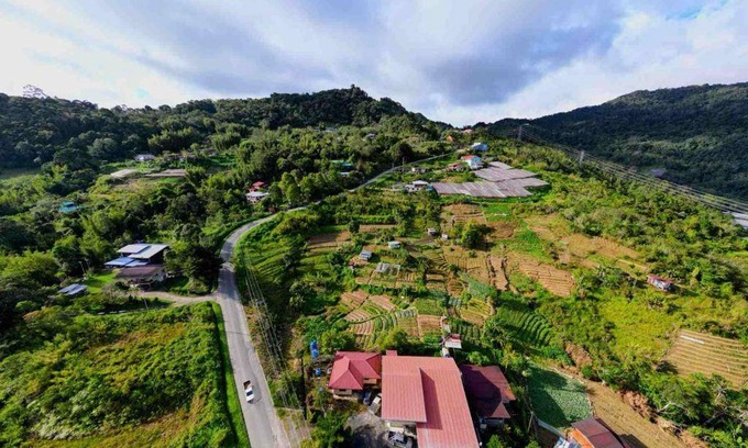 Tenghilan House | 1400 m² House ∙ 4 bedrooms ∙ 20 guests