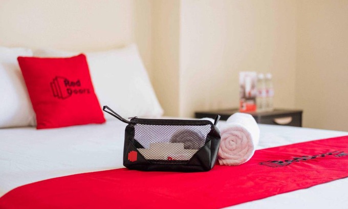 Tanjung Hotel | 15 m² Hotel ∙ 2 guests