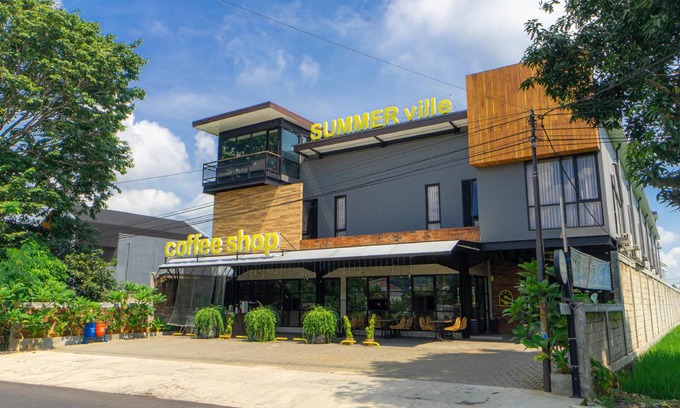 Majalengka Hotel | 15 m² Hotel ∙ 2 guests