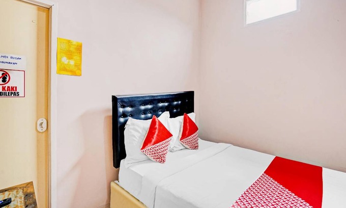 Kediri Hotel | 150 m² Hotel ∙ 2 guests