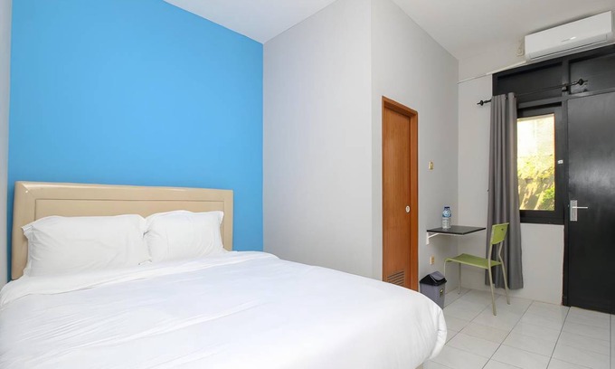 Depok Hotel | 16 m² Hotel ∙ 2 guests