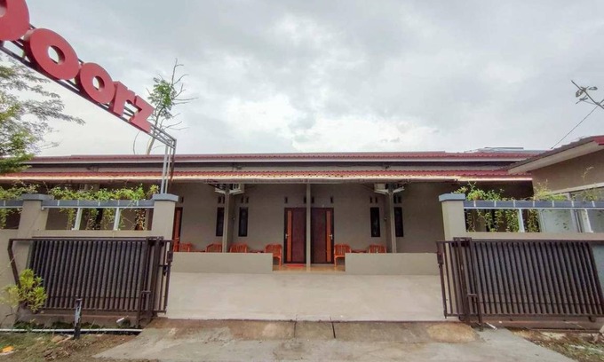 Promong Hotel | 16 m² Hotel ∙ 2 guests