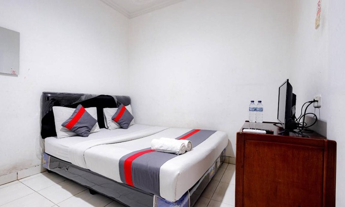 Tomang Hotel | 16 m² Hotel ∙ 2 guests