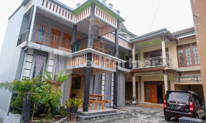 Karanganyar Hotel | 18 m² Hotel ∙ 2 guests