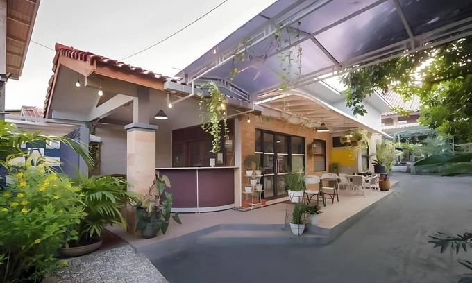 Depok Hotel | 18 m² Hotel ∙ 4 guests