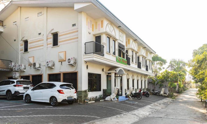 Manado City Centre Bed & Breakfast | 20 m² Bed and breakfast ∙ 2 guests