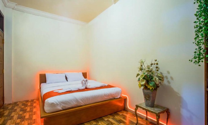Manado City Centre Bed & Breakfast | 20 m² Bed and breakfast ∙ 2 guests