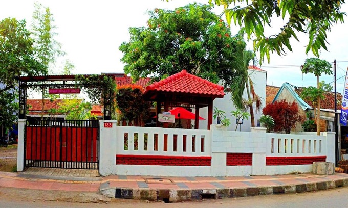 Pangandaran Villa | 20 m² Villa ∙ 5 bedrooms ∙ 15 guests