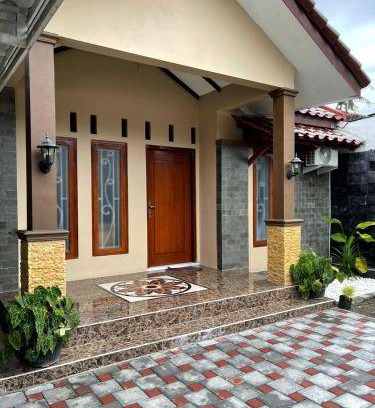 Kasihan Villa | 200 m² Villa ∙ 3 bedrooms ∙ 6 guests