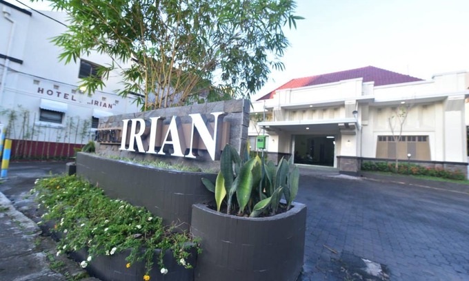 Surabaya Hotel | 24 m² Hotel ∙ 3 guests