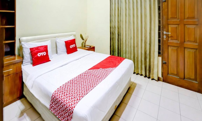 Ragunan Hotel | 24 m² Hotel ∙ 8 guests