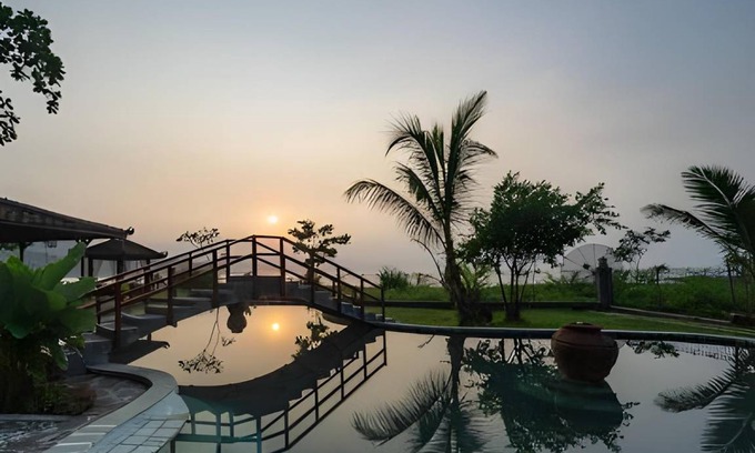 Cisolok Resort | 240 m² Resort ∙ 3 bedrooms ∙ 10 guests