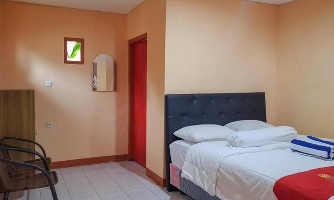 Manggarai Bed & Breakfast | 25 m² Bed and breakfast ∙ 3 guests