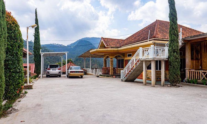 Rancabali Hotel | 25 m² Hotel ∙ 2 guests