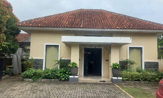 Purwokerto Hotel | 25 m² Hotel ∙ 3 guests