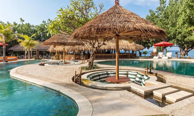 Pemuteran Resort | 250 m² Resort ∙ 127 guests