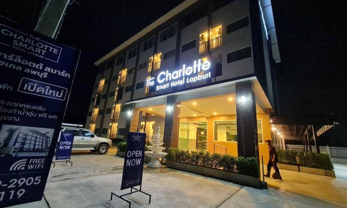 Lop Buri Hotel | 28 m² Hotel ∙ 2 guests