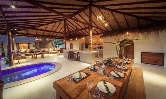 Hin Hong Villa | 2800 m² Villa ∙ 8 bedrooms ∙ 16 guests