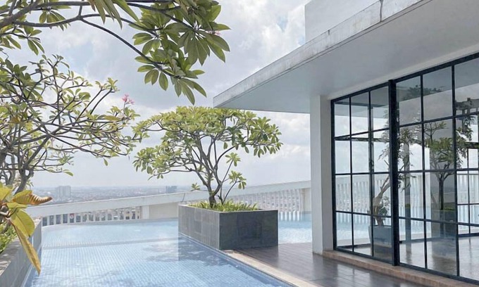Surabaya Apartment | 2Br Luxurious And Spacious Apartment At One East Penthouse Residence