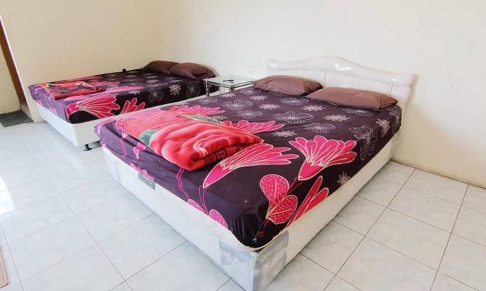 Ciwidey Bed & Breakfast | 30 m² Bed and breakfast ∙ 4 guests