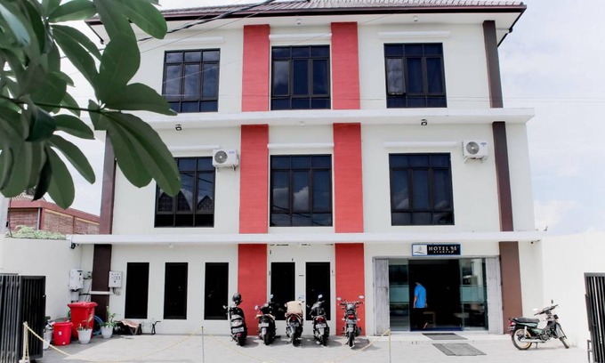 Jember Hotel | 30 m² Hotel ∙ 2 guests