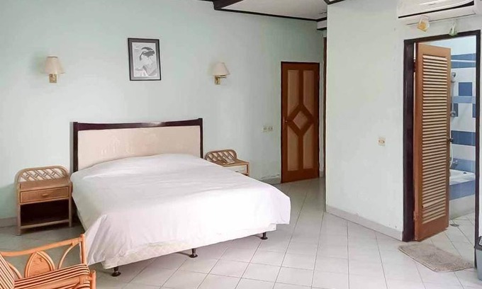 Anyer Hotel | 30 m² Hotel ∙ 3 guests