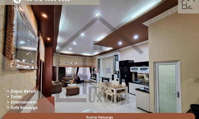Banyuwangi House | 300 m² House ∙ 4 bedrooms ∙ 13 guests