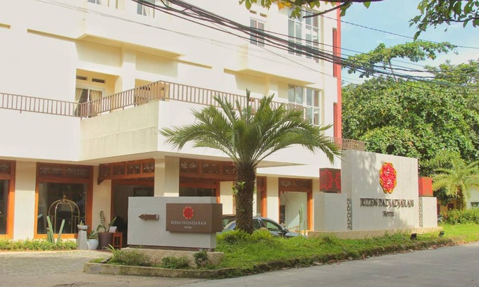 Bogor Timur Hotel | 32 m² Hotel ∙ 3 guests
